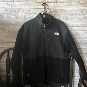 Northface Mens Fleece zipup jacket